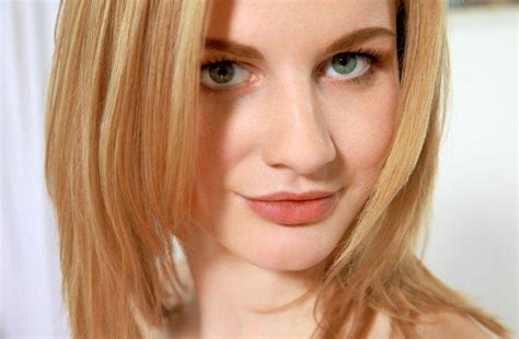 Margo Blonde Green Eyes Wallpapers HD Desktop And Mobile Backgrounds