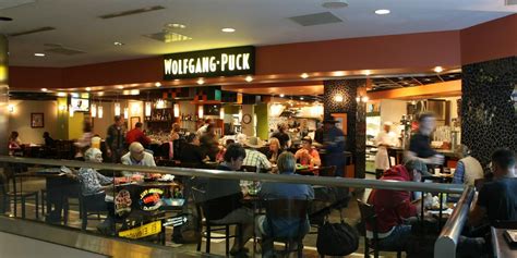 Dining Guide at Denver International Airport | Where To Eat Food Inside