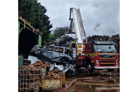 petersfield fire firefighters expected  remain onsite