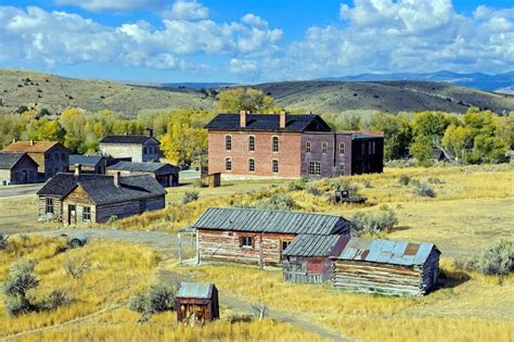 The 10 Best Ghost Towns In Montana For A Frightfully Spooky Visit