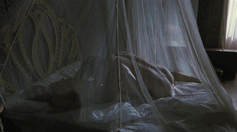 Nude Video Celebs Mena Suvari Nude Garden Of Eden