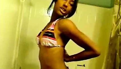 Slim Ebony Gets Caught Masturbating In Public Girl Masturbating Porn Xhamster