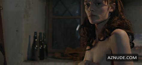 LA ROSA DELL ISTRIA NUDE SCENES AZNude