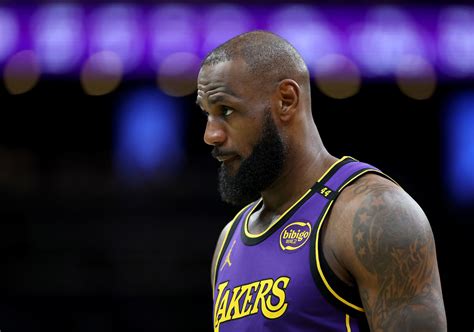 LeBron James appears to rip Stephen A. Smith response to confrontation
