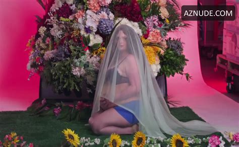 LAUREN ASH Nude AZNude