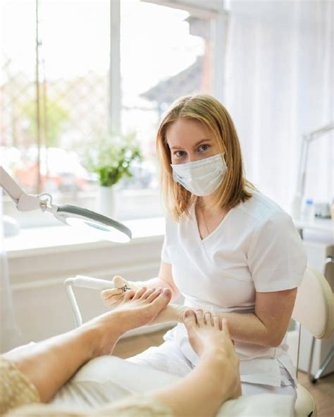 ОНИХОЛИЗИС И ВОССТАНОВЛЕНИЕ НОГТЕВОЙ ПЛАСТИНЫ Восстановление ногтевой ...