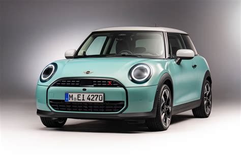 New Mini Cooper Five Door Version Revealed Car Magazine