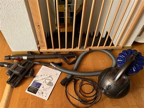 Dyson Dc C Origin Extra Staubsauger Defekt Kaufen Auf Ricardo