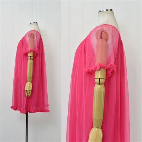 1960s 1970s Hot Shocking Schiaparelli Pink Nylon Shee Gem