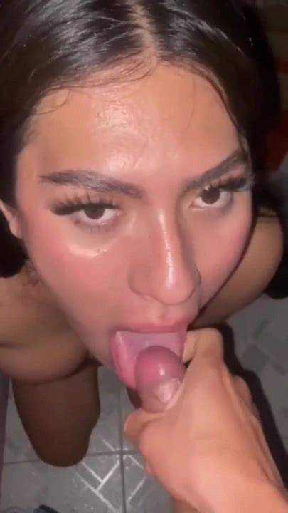 This Guy Asked Me To Give Him The Best Oral Sex He S Ever Felt So Far While He Trembled With