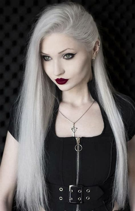Pin By Gwen Ward On A Hair And Makeup Goth Beauty Gothic Beauty Hot Goth Girls