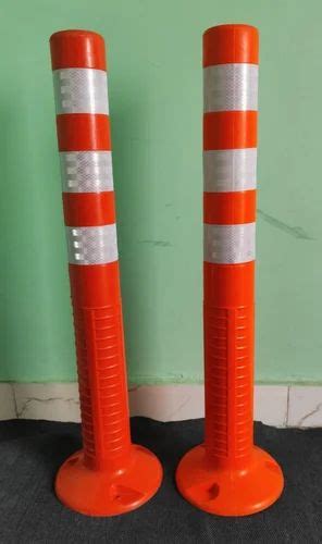 Plastic Traffic Bollard at Rs 330 | Road Bollard in New Delhi | ID ...