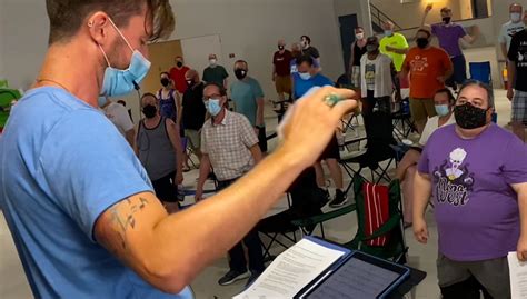 Columbus Gay Men S Choir Continues To Shine Through Pandemic