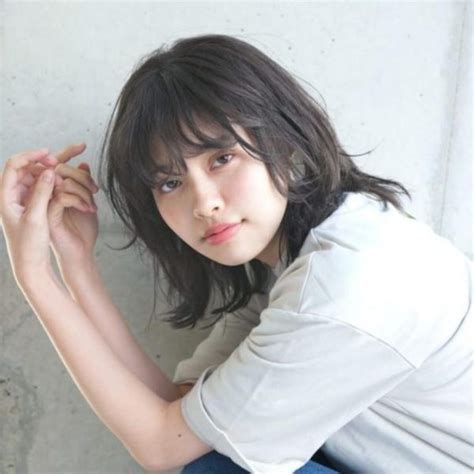 Tóc mullet layer nữ ngắn là gì Top 10 kiểu tóc mullet layer nữ ngắn hot nhất hiện nay Tiệm