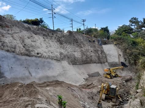 Trabajos de mitigación en cárcava de colonia Brisas de San Bartolo