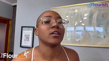 Peach Fuzz Netflix And Fuck With Dorky Darien XVIDEOS