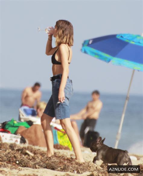 Delilah Belle Hamlin Nude Aznude