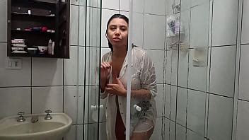 Sarah Rosa Lavando el Baño XVIDEOS