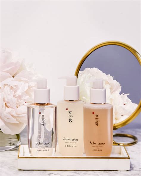 Sulwhasoo Gentle Cleansing Oil, 6.7 oz. | Neiman Marcus