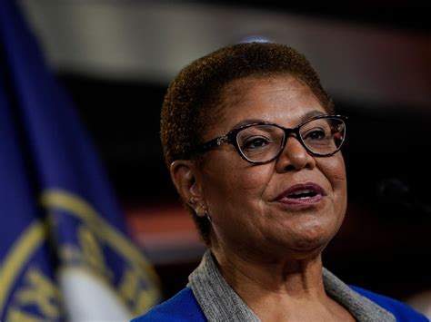 La Rep Karen Bass Emerges As Bidens Potential Running Mate Venice