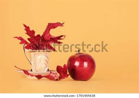 77,174 Burgundy Leaves Images, Stock Photos & Vectors | Shutterstock