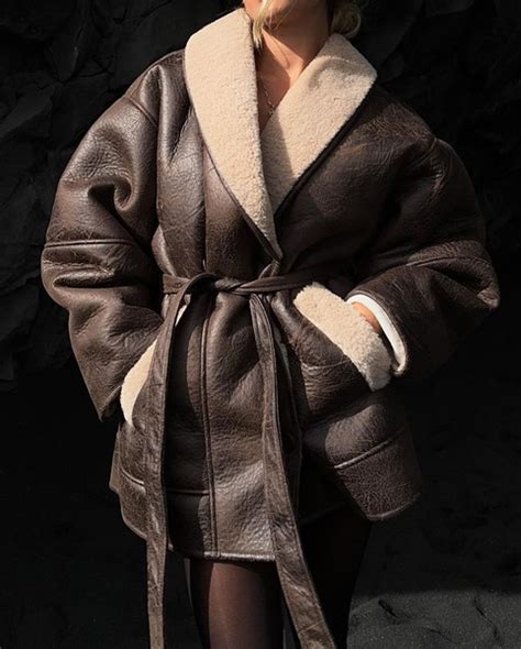 Куртка кожаная Colins купить на OZON по низкой цене (1750521177)