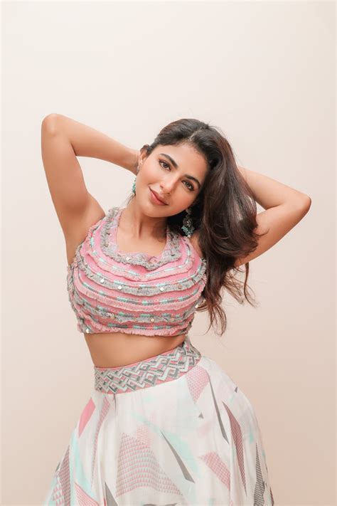 Iswarya Menon Hot Images Actress Iswarya Menon Looks Very Hot And Sassy In Sleeveless Jacket