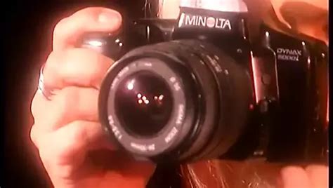 Hete Brunette Pijpt En Neemt Een Pik Achter In Een Limousine Xhamster