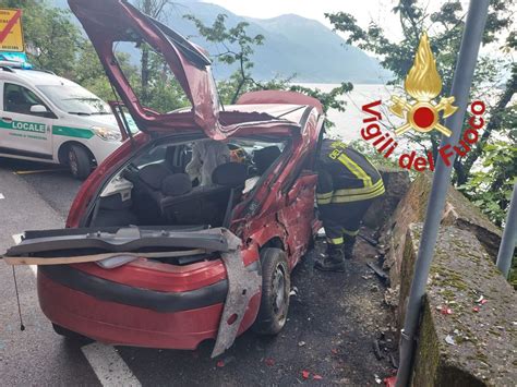 Brienno Brutto Incidente Lungo La Statale 340 Coinvolti Due Giovani