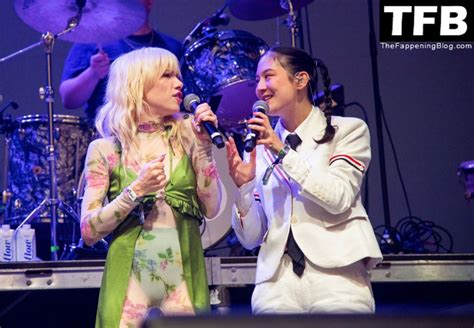 Carly Rae Jepsen Nude Photos Videos TheFappening