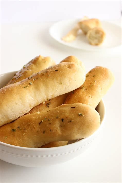 Copycat Olive Garden Breadsticks Recipe That Can Easily Be Made Vegan