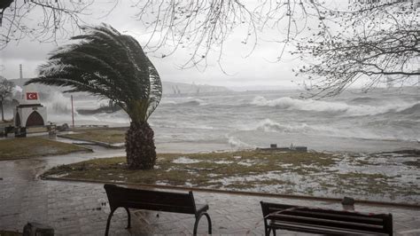 Batı Karadeniz ve Marmara için fırtına uyarısı Son Dakika Haberleri