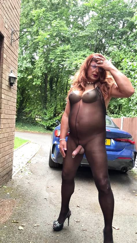 Amateur Crossdresser Kellycd Sexy Milf On Holiday Masturbating And Cuming In White Seamless