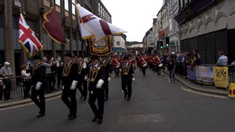 Around 8000 People Take Part In Apprentice Boys March