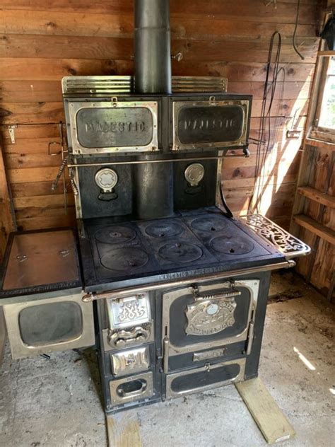 Antique Coalwood Cook Stove 1911 Great Majestic Woodcoal Stove