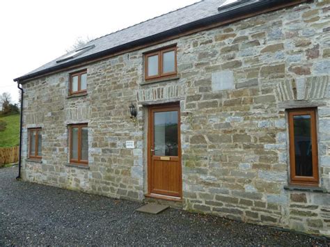 Llangyndeyrn Kidwelly 3 Bed Detached House £700 Pcm £162 Pw