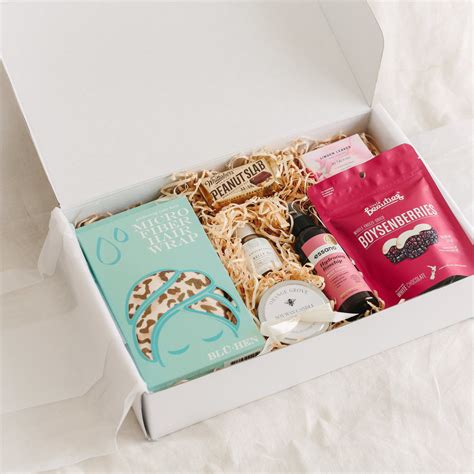 Second Trimester Pregnancy Gift Box Dream Designs