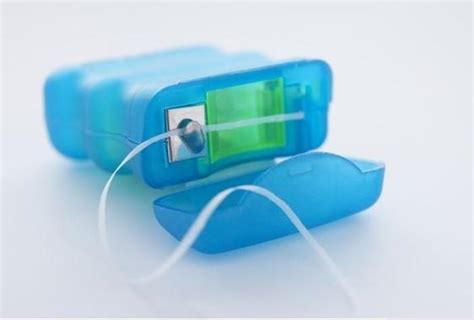 Кофейная гуща, бумажные полотенца, жевательная резинка и еще несколько ...