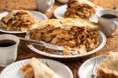 Recipe: New Mexico Apple Pie with Green Chile and Pine Nuts | New ...