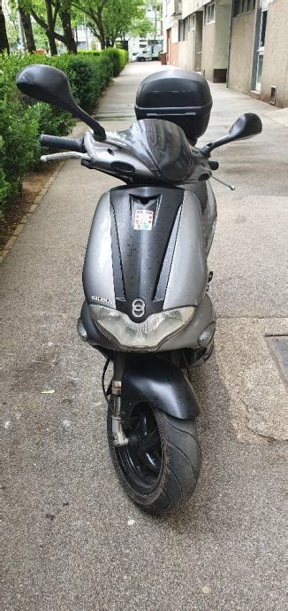 Gilera RUNNER PUREJET 50 49 Cm3 2003 God