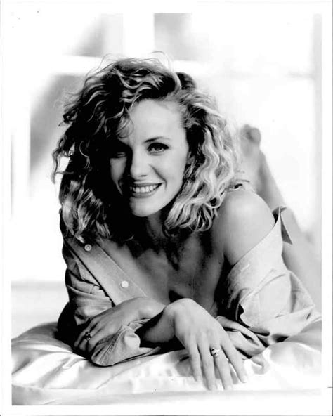 Hot Sexy Clare Wren Bikini Pics