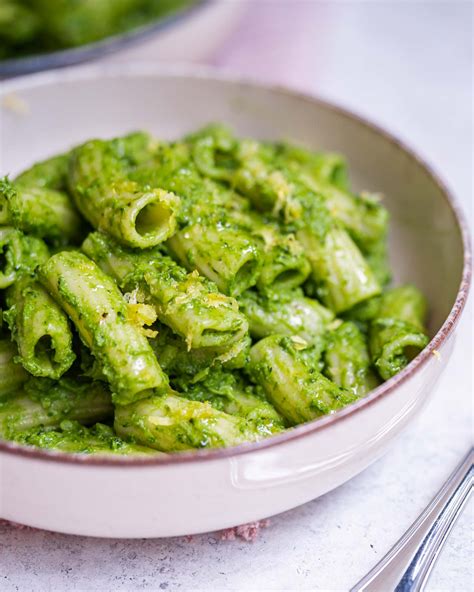 Creamy Broccoli Pasta Sauce - Six Hungry Feet