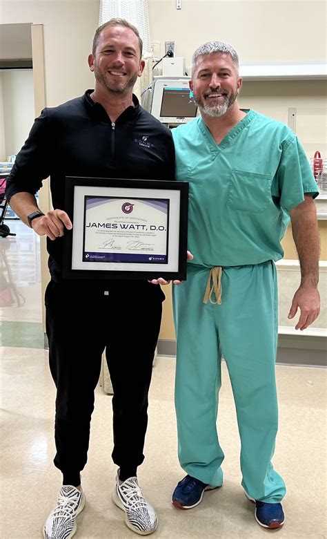 Hesitation Turns to Enthusiasm for a Florida Orthopedic Surgeon - Sonex