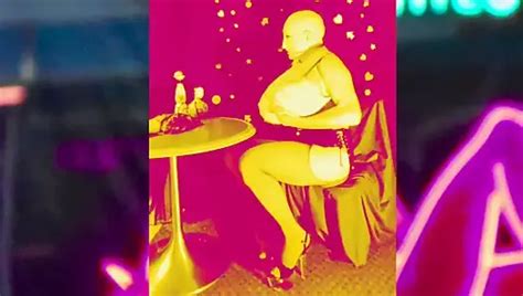 Juggsy Doll In Bikini XHamster