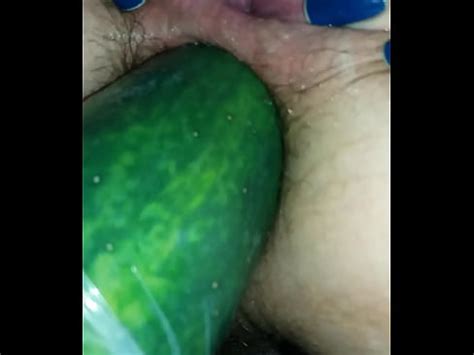 Arrombando Uma Bucetinha XVIDEOS