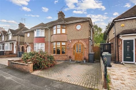 Windermere Crescent Luton 3 Bed Semi Detached House £350 000