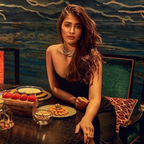 Actress Pooja Hegde Bikini Swimsuit Sexy HOT Pictures DeepFun