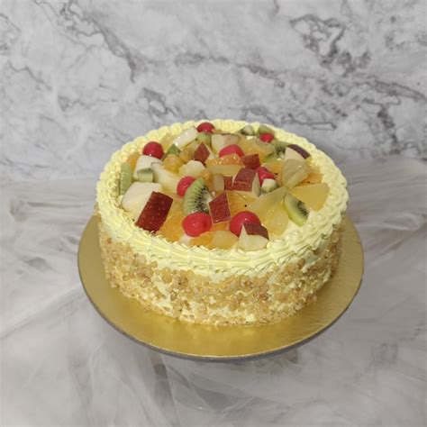 Fruit Birthday Cake | Butterscotch Fruit Cake | Yummy Cake