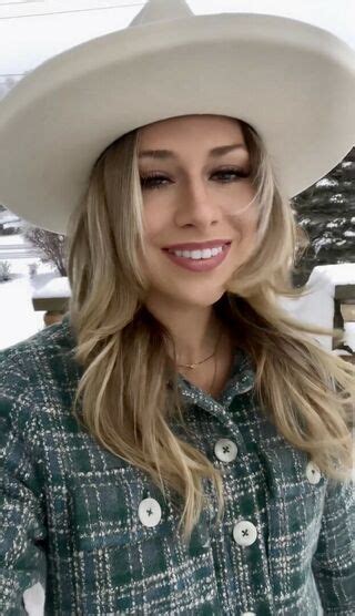 Dannie Rogers Detroit Lions Reporter Danibb Dannierogers Dannierogers Nude OnlyFans