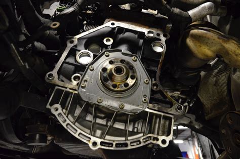 how to change rear main seal